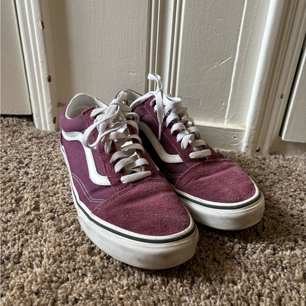 Vans Women's Sneakers in Purple and White